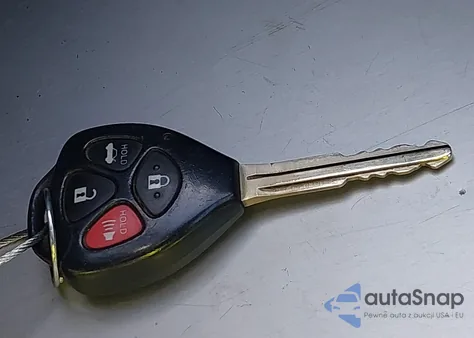 2011 Toyota Camry Se z USA, uszkodzony, nr VIN 4T1BF3EK8BU152070